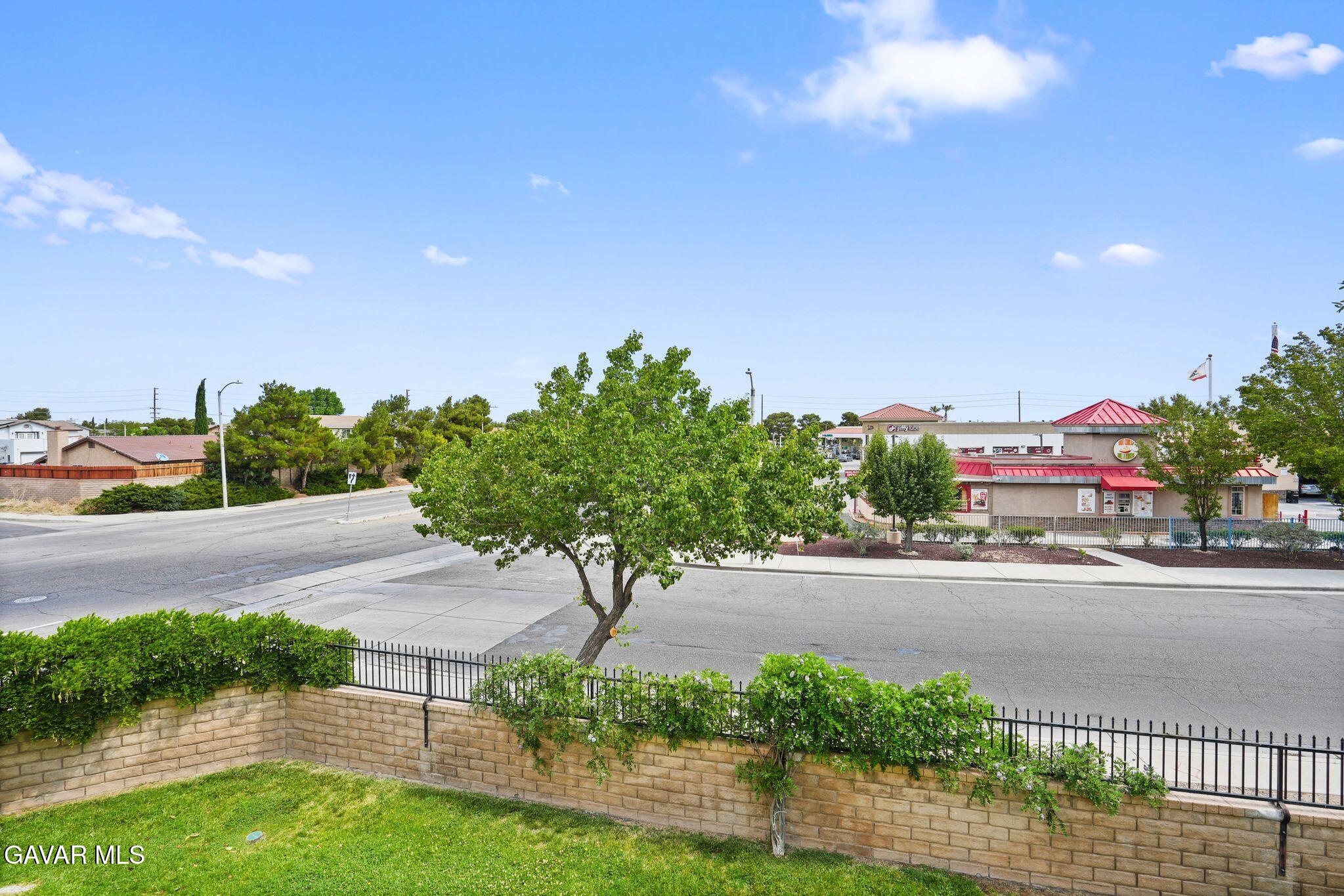 2554 Olive Drive, Unit 38 Palmdale, CA 93550 - Photo 15 of 36 12_DSC07922