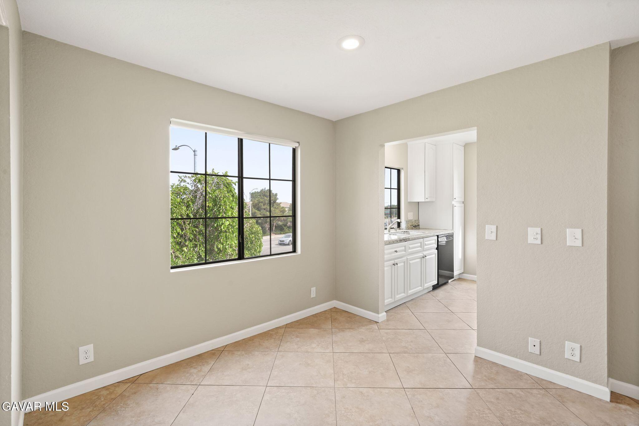 2554 Olive Drive, Unit 38 Palmdale, CA 93550 - Photo 16 of 36 8_DSC07817