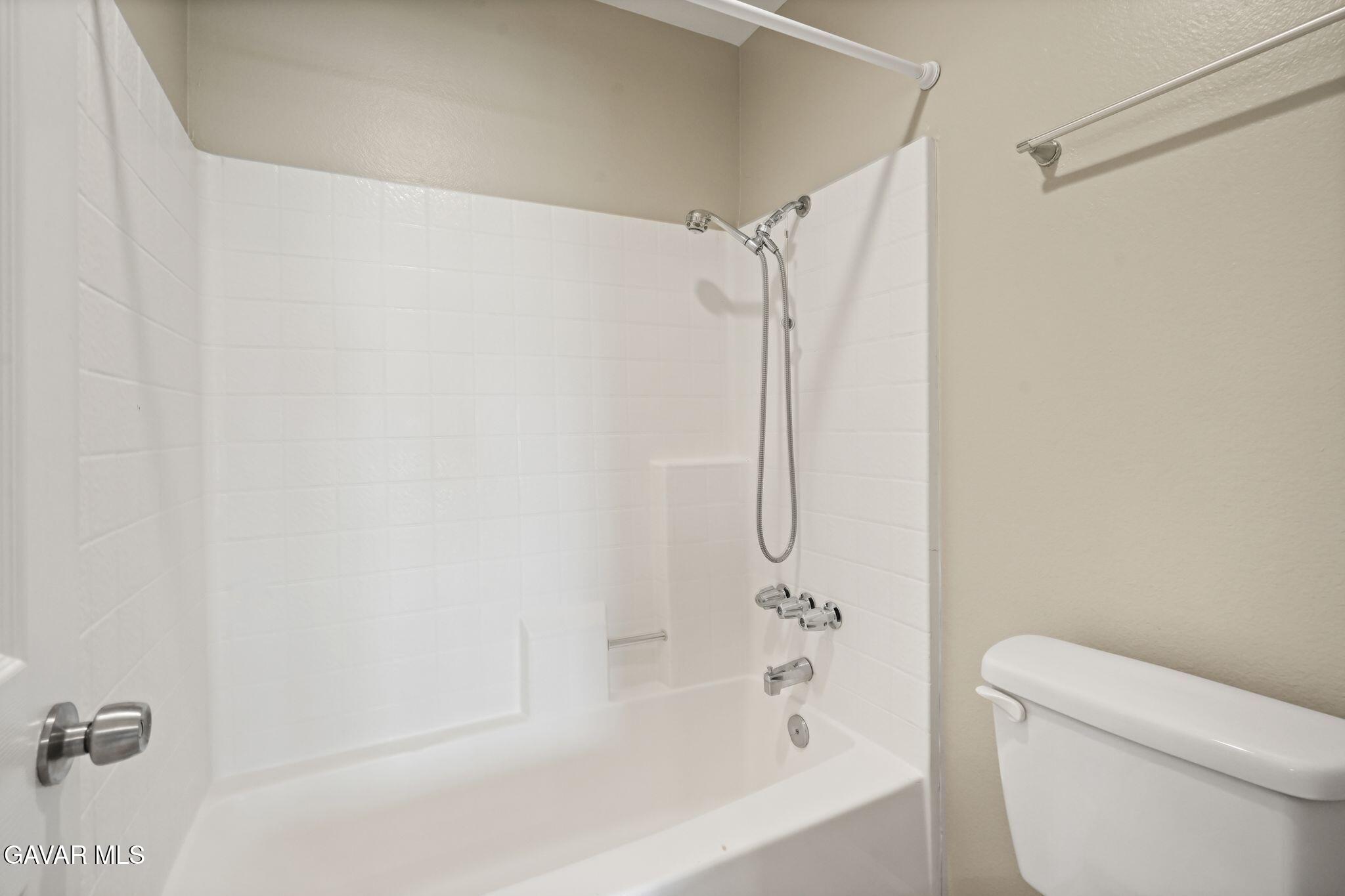 2554 Olive Drive, Unit 38 Palmdale, CA 93550 - Photo 30 of 36 28_DSC07912