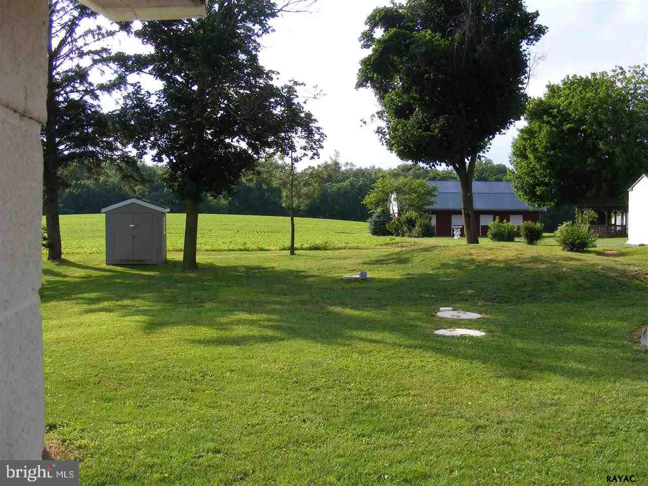 5893 York Road Spring Grove, PA 17362 - Photo 2 of 25