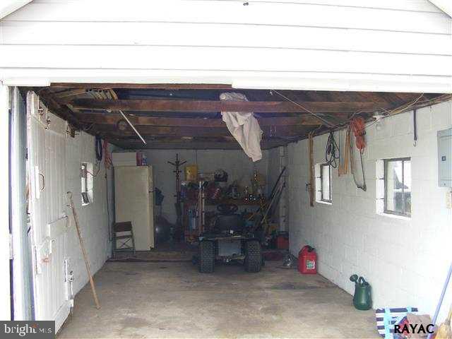 5893 York Road Spring Grove, PA 17362 - Photo 22 of 25