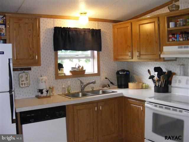 5893 York Road Spring Grove, PA 17362 - Photo 10 of 25