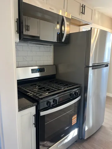 $250,000 | 1609 Marlboro Lane, Crest Hill, IL 60403