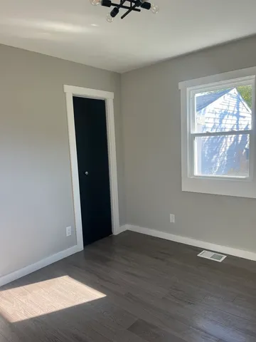 $250,000 | 1609 Marlboro Lane, Crest Hill, IL 60403