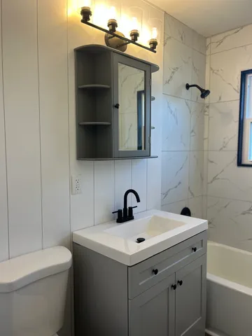 $250,000 | 1609 Marlboro Lane, Crest Hill, IL 60403