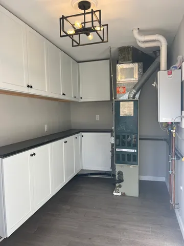 $250,000 | 1609 Marlboro Lane, Crest Hill, IL 60403