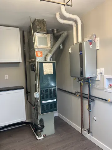 $250,000 | 1609 Marlboro Lane, Crest Hill, IL 60403