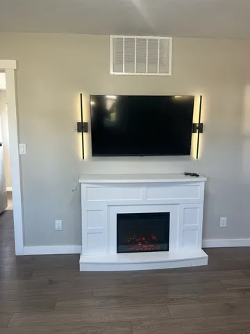 $250,000 | 1609 Marlboro Lane, Crest Hill, IL 60403