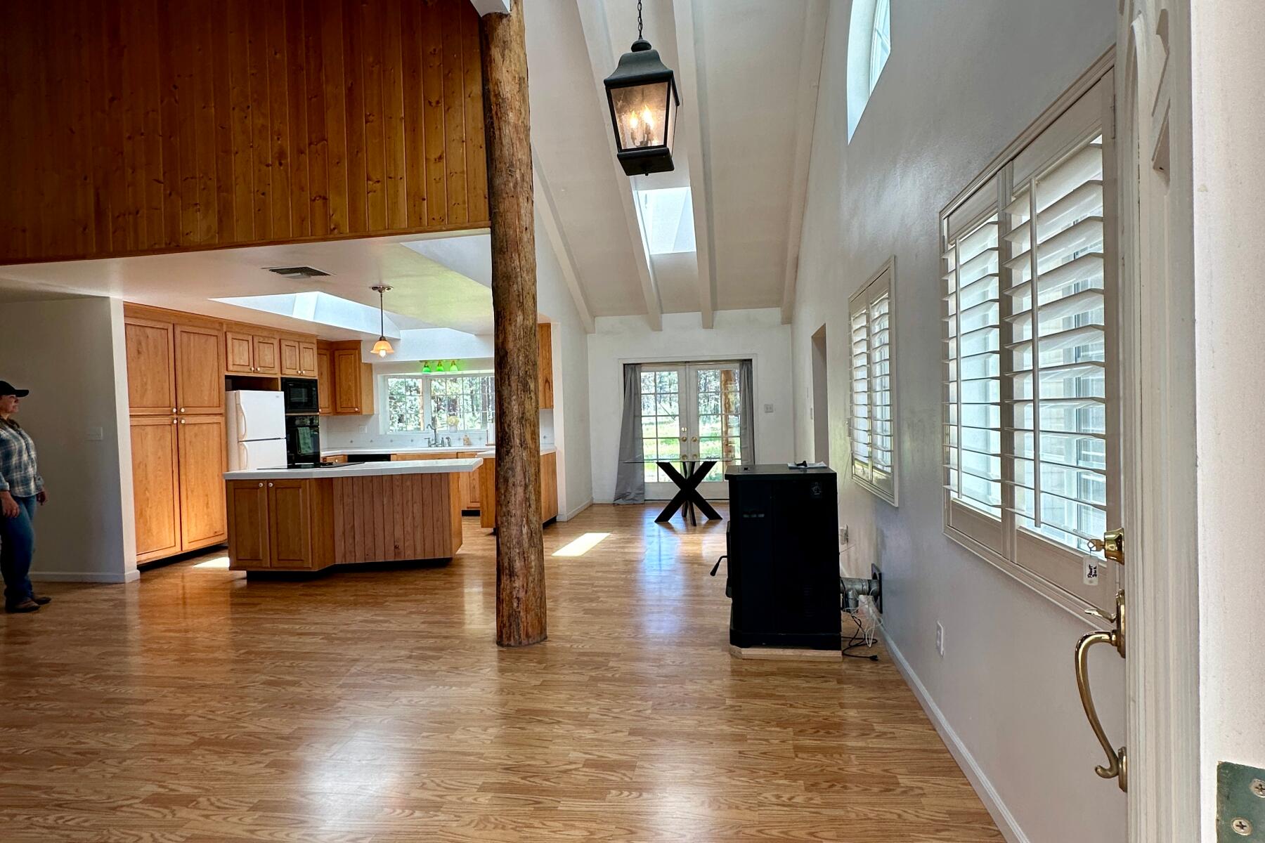 25210 Sprague River Road Sprague River, OR 97639 - Photo 31 of 79 a living room with furniture and a large window