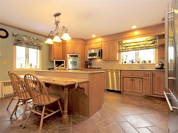 140 Clark Road Brookline, MA 02445 - Photo 7 of 16