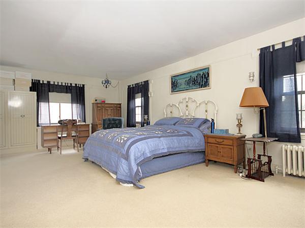 140 Clark Road Brookline, MA 02445 - Photo 10 of 16