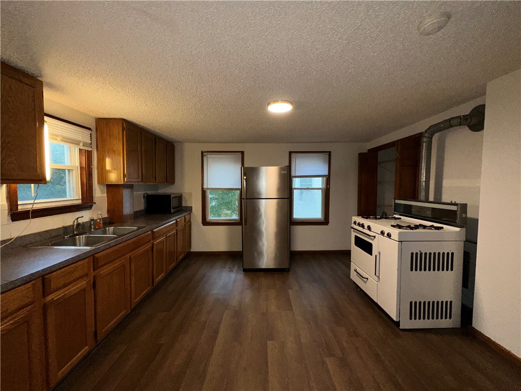 177 Boyden Street, Unit 1 Woonsocket, RI 02895 - Photo 13 of 19