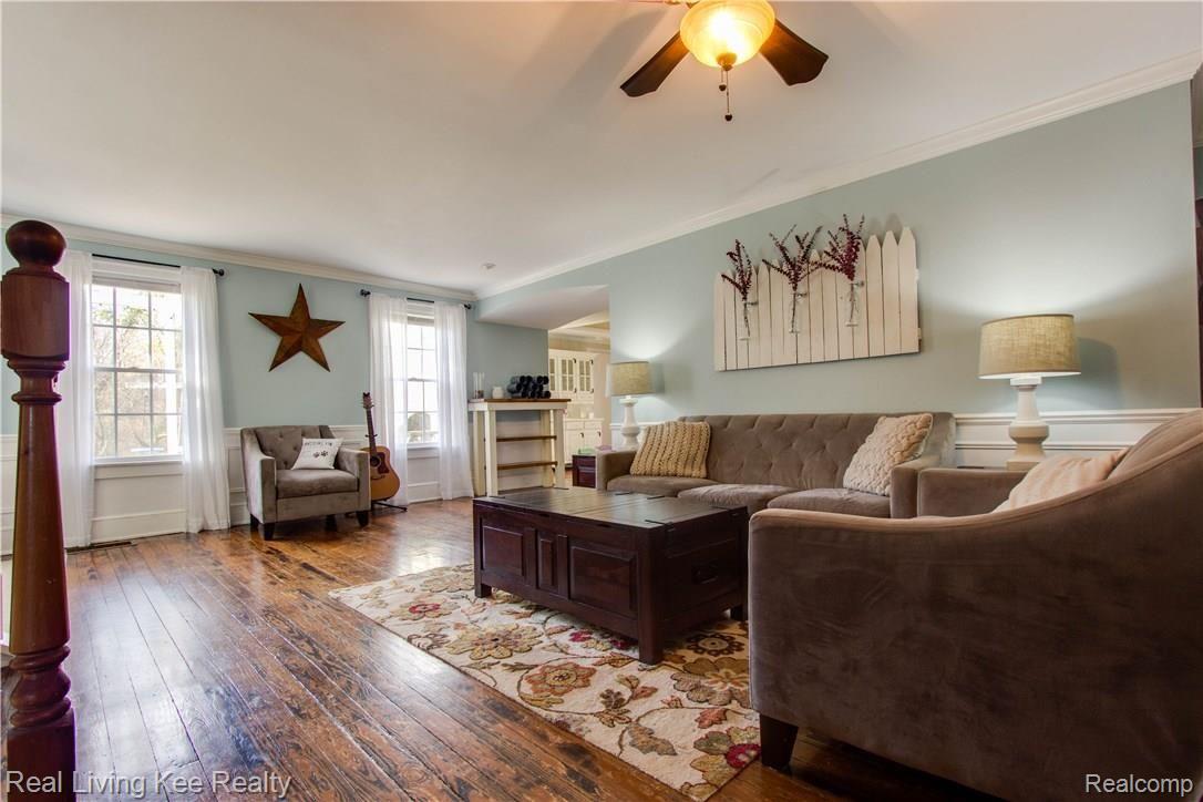 180 South Rochester Road Oakland, MI 48363 - Photo 6 of 45 6.jpg