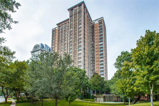 $299,000 | 3525 Turtle Creek Boulevard, Unit 3C, Dallas, TX 75219
