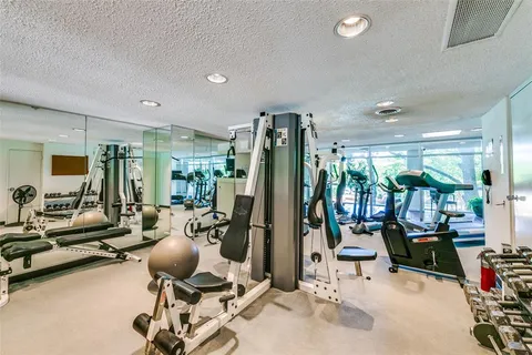 $299,000 | 3525 Turtle Creek Boulevard, Unit 3C, Dallas, TX 75219