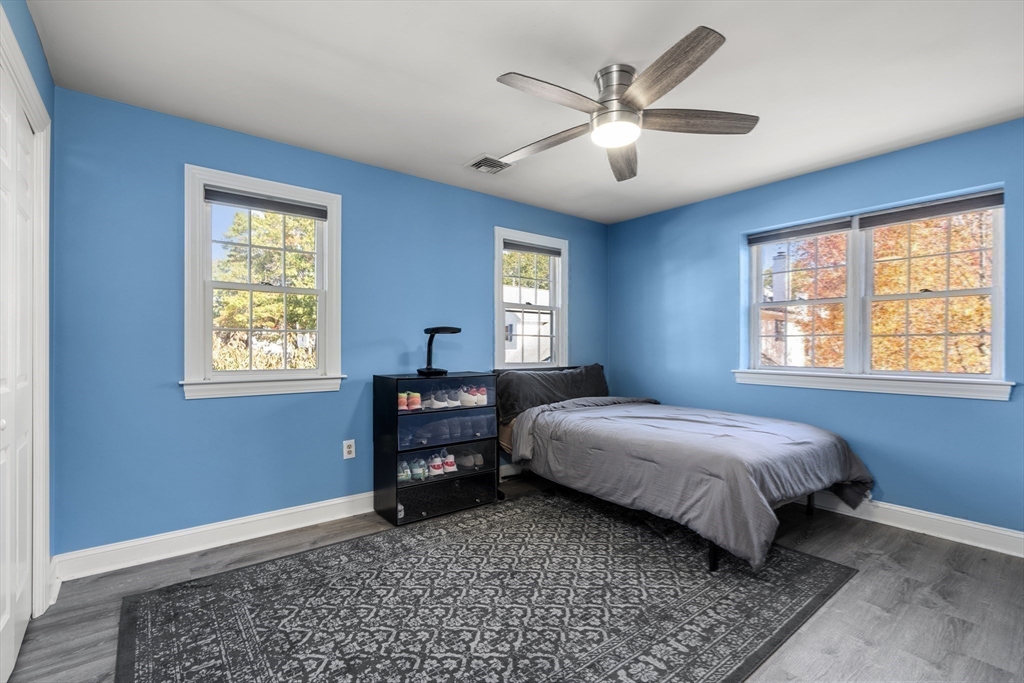 605 Middle Street, Unit 38 Braintree, MA 02184 - Photo 23 of 33 a bedroom with a bed and a window