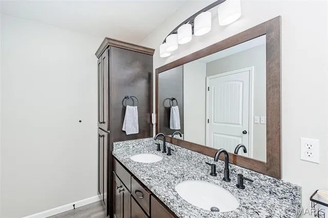 $499,000 | 1326 Summerfield Drive, Jefferson City, MO 65109