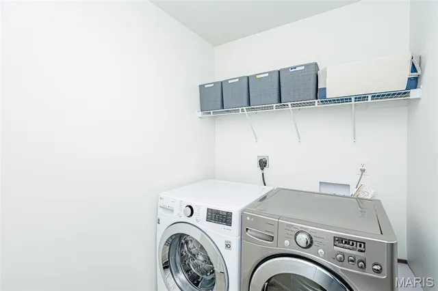 $499,000 | 1326 Summerfield Drive, Jefferson City, MO 65109