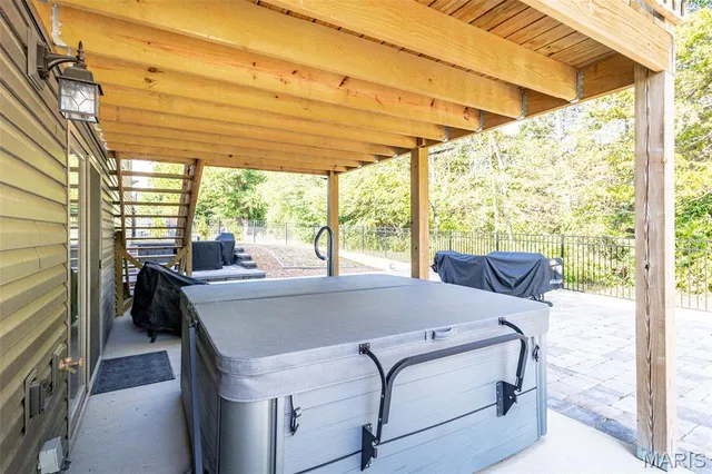 $499,000 | 1326 Summerfield Drive, Jefferson City, MO 65109