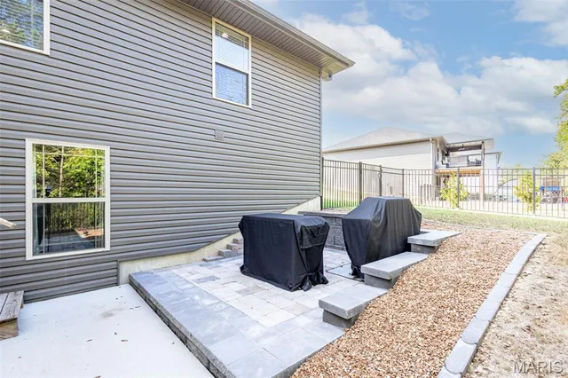 $499,000 | 1326 Summerfield Drive, Jefferson City, MO 65109