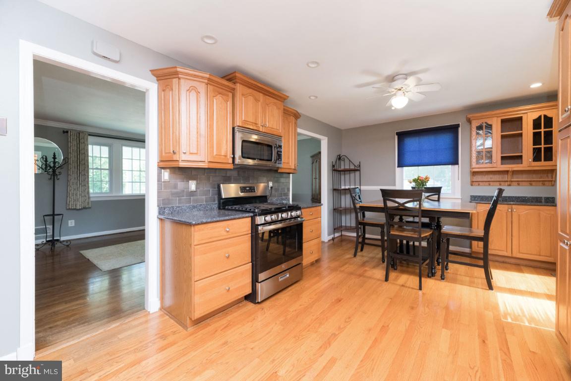 315 Stonewall Road Catonsville, MD 21228 - Photo 12 of 42 Great Natural Light and Eat In Kitchen