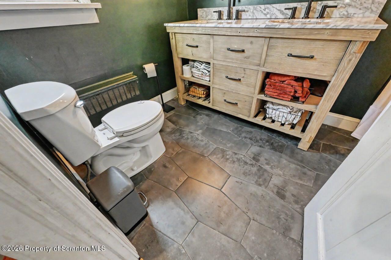 509 Glenburn Road Clarks Summit, PA 18411 - Photo 36 of 58 Full Bathroom