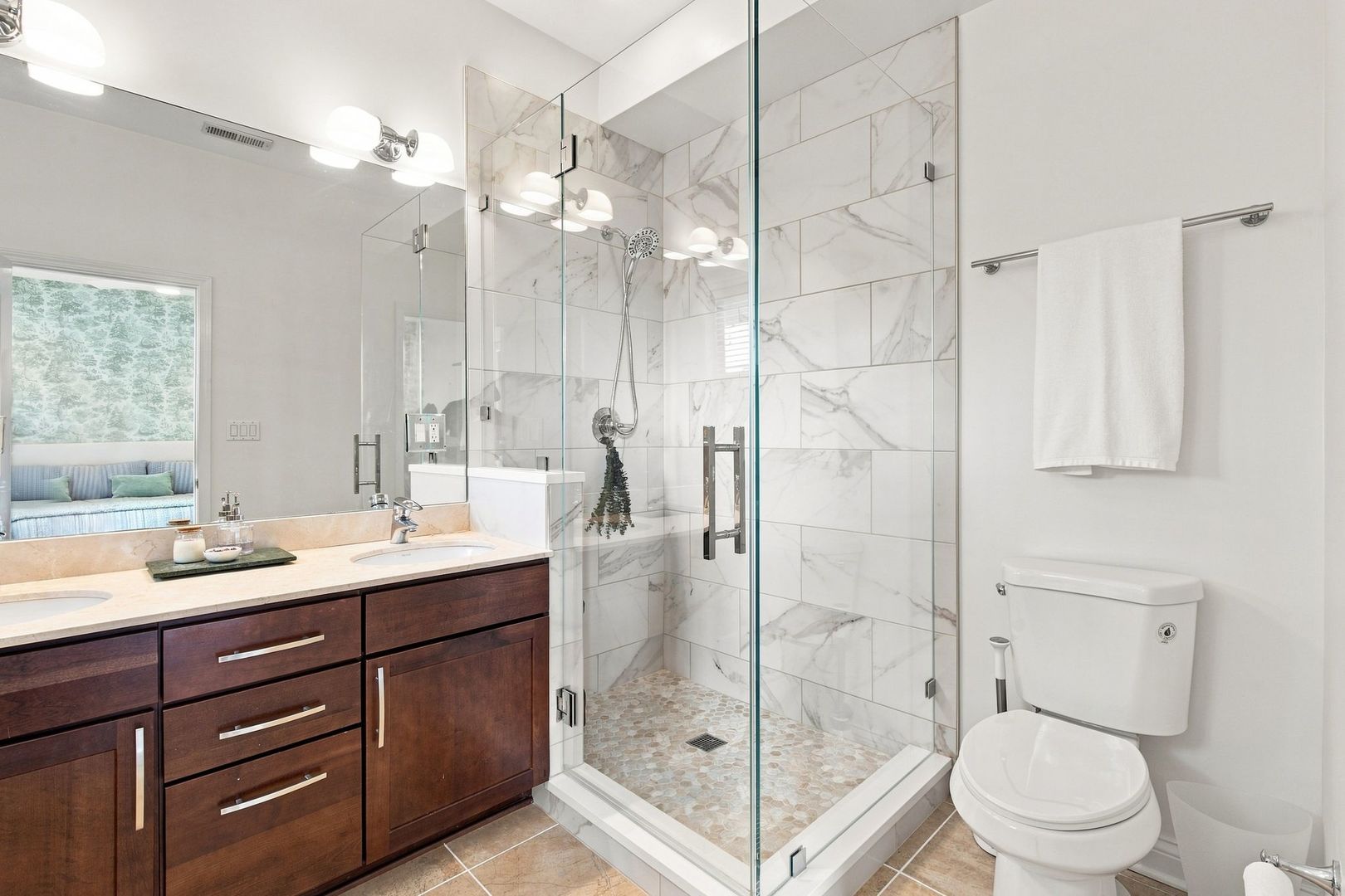 1925 West Irving Park Road, Unit 3 Chicago, IL 60613 - Photo 28 of 34 Gallery Image 28