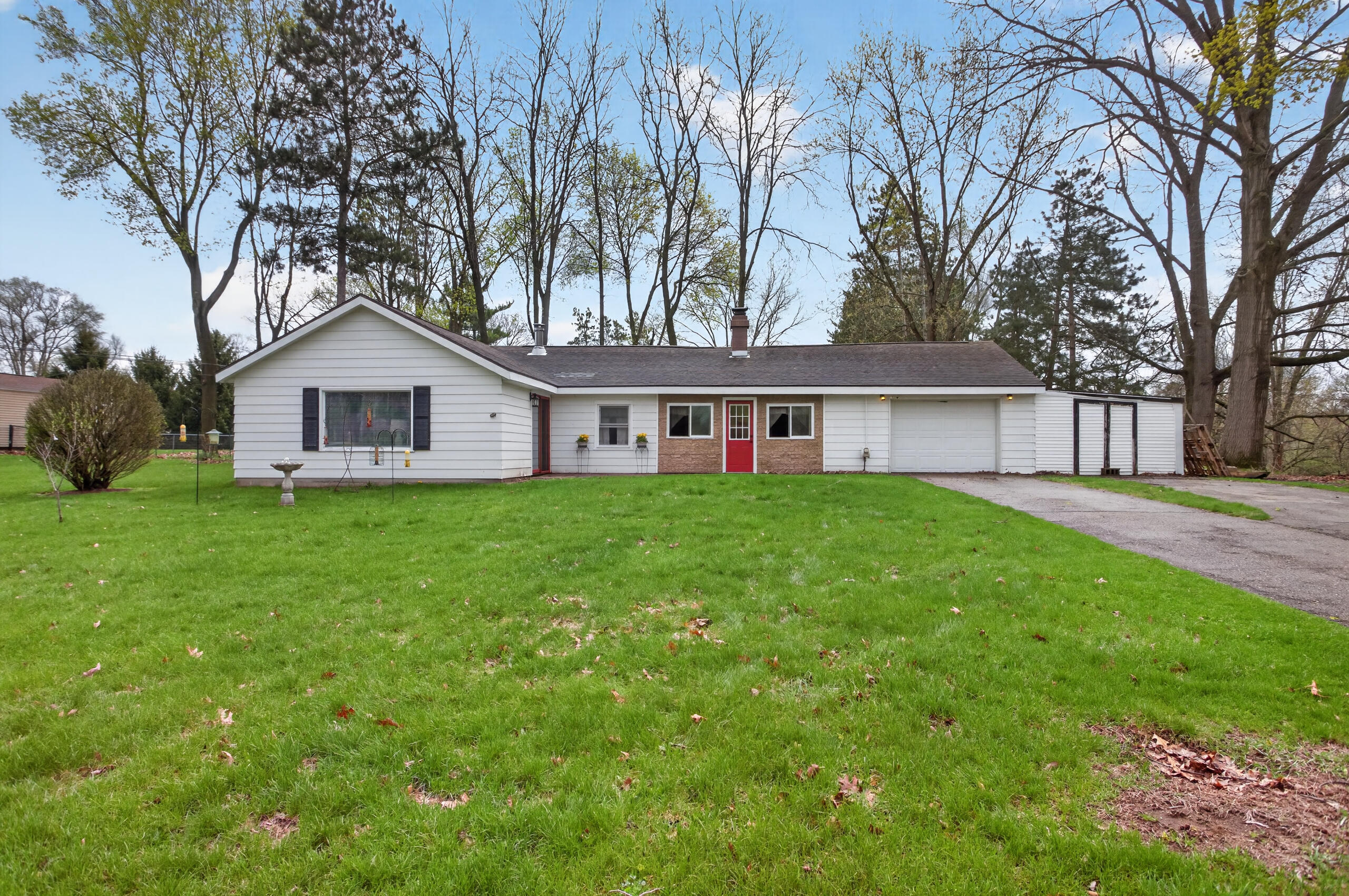 2985 Garden City Road Jackson, MI 49201 - Photo 2 of 35 024_0N0A2761