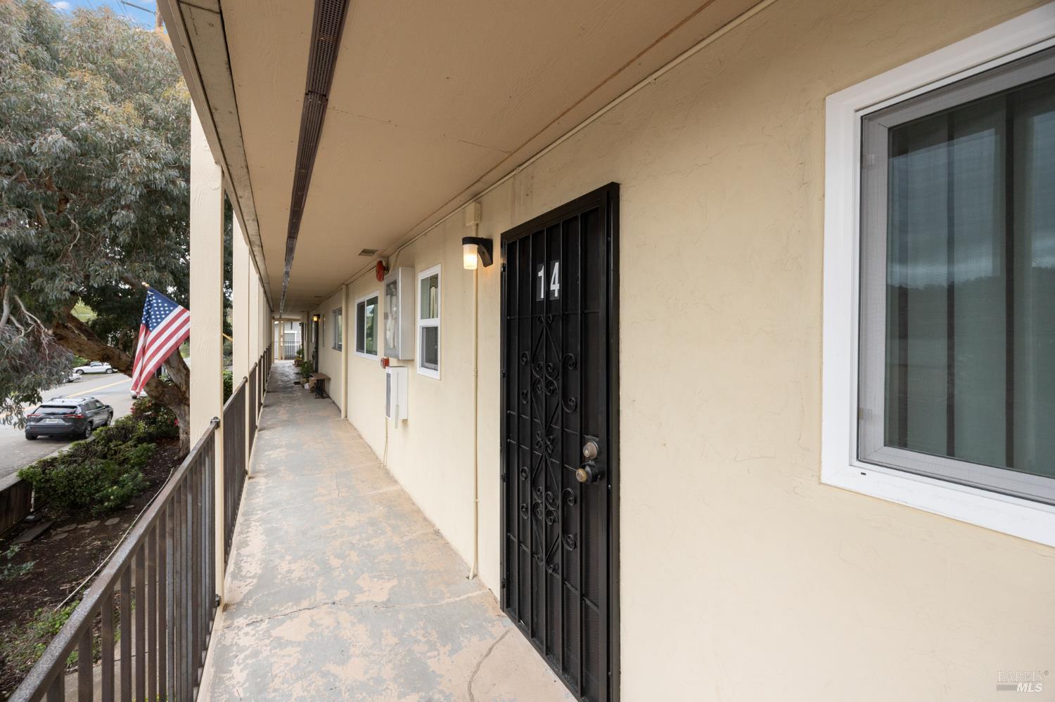 260 Merrydale Road, Unit 14 San Rafael, CA 94903 - Photo 16 of 18