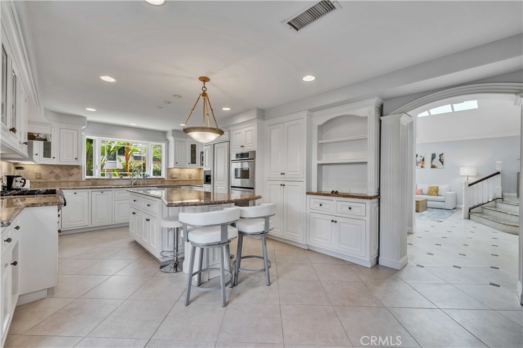 20 Coldbrook Irvine, CA 92604 - Photo 7 of 36