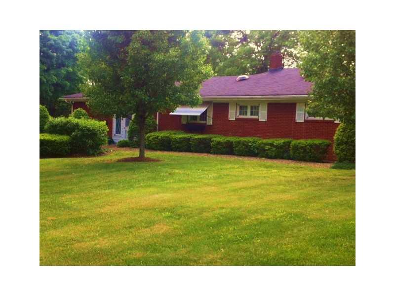 450 Chapel Road Aliquippa, PA 15001 - Photo 3 of 14 Exterior Back.