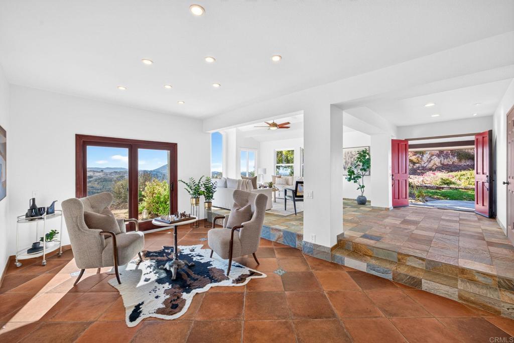 13703 Little Pond Road Valley Center, CA 92082 - Photo 7 of 74 Gallery Image 7