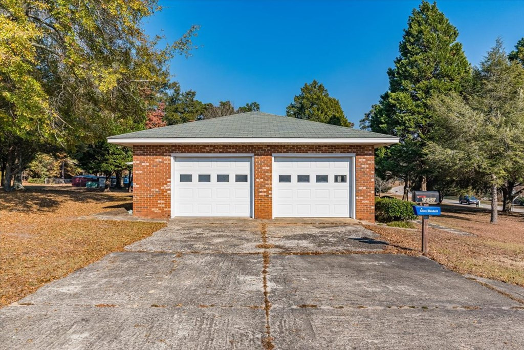 2150 Pine Log Road Aiken, SC 29803 - Photo 4 of 29 Gallery Image 4