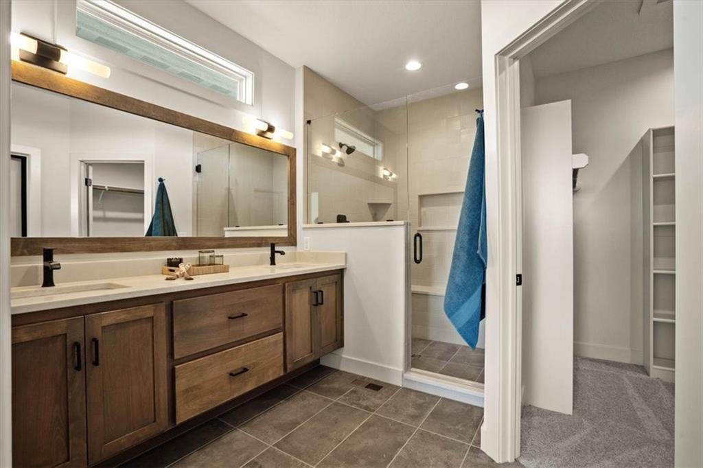 1227 Larkspur Place Raymore, MO 64083 - Photo 17 of 27