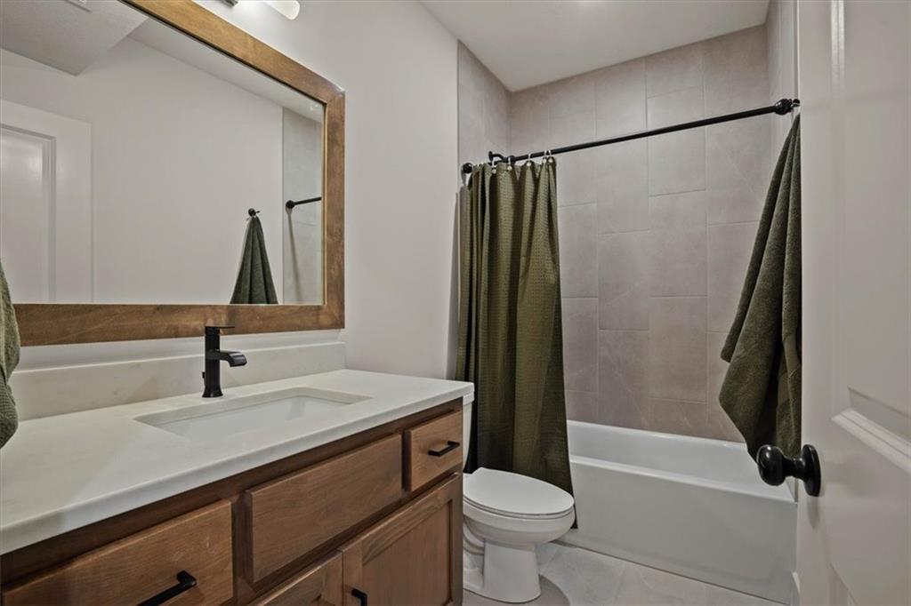 1227 Larkspur Place Raymore, MO 64083 - Photo 20 of 27