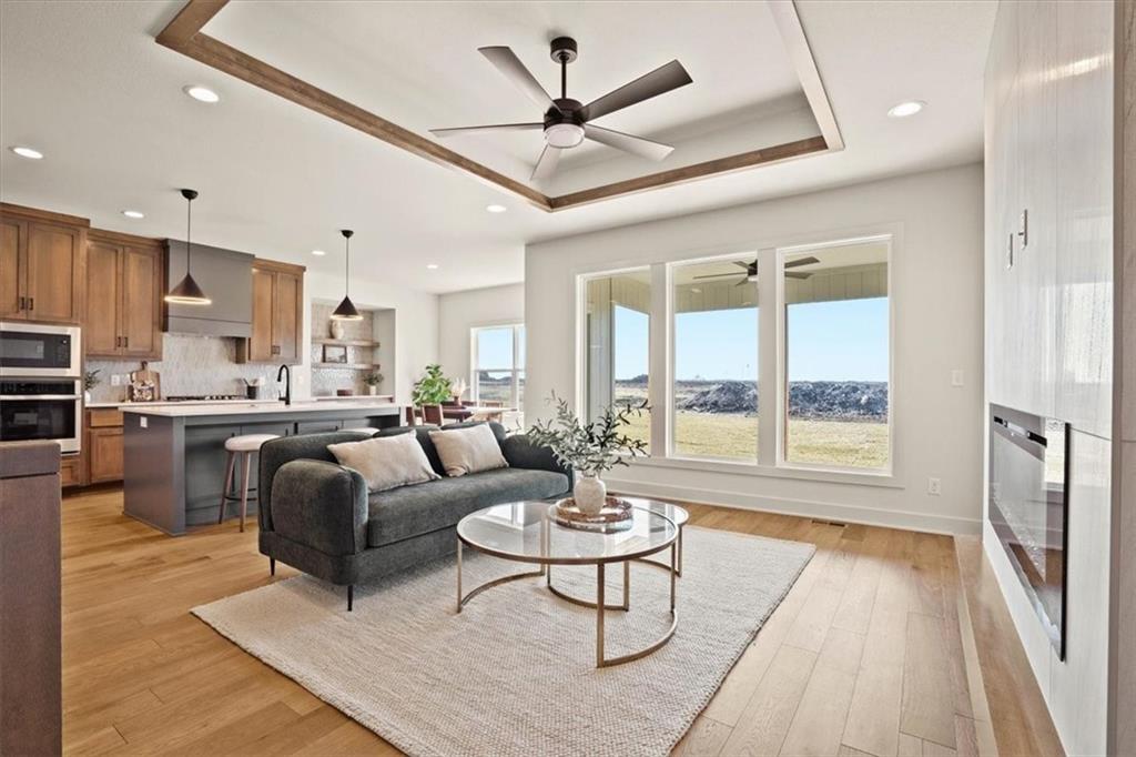 1227 Larkspur Place Raymore, MO 64083 - Photo 2 of 27