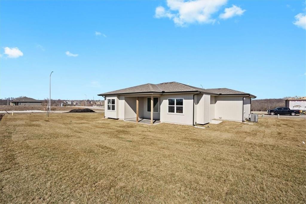 1227 Larkspur Place Raymore, MO 64083 - Photo 26 of 27