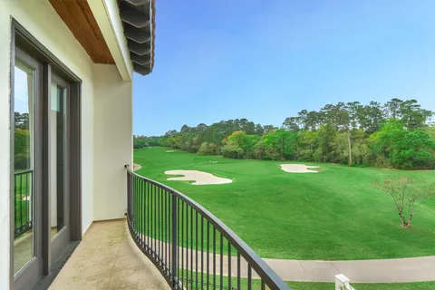 $1,395,000 | 42 Secluded Trail, The Woodlands, TX 77380