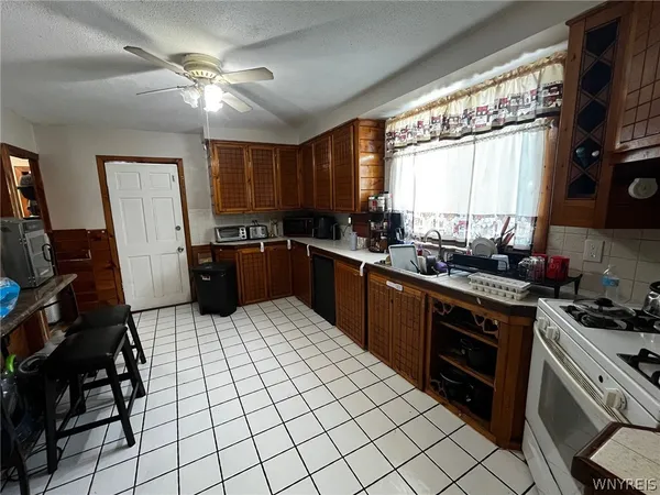$169,900 | 400 Willett Street, Buffalo, NY 14206