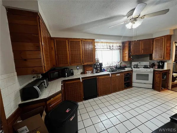 $169,900 | 400 Willett Street, Buffalo, NY 14206