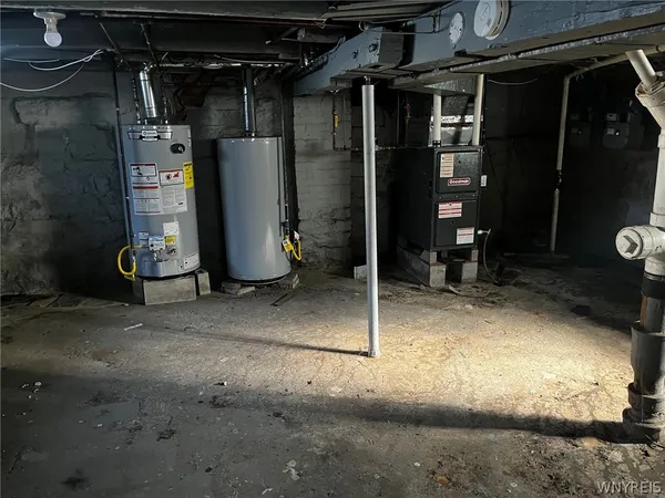 $169,900 | 400 Willett Street, Buffalo, NY 14206