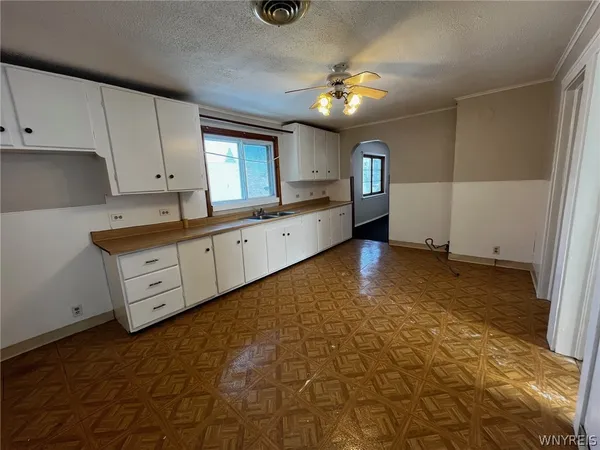 $169,900 | 400 Willett Street, Buffalo, NY 14206