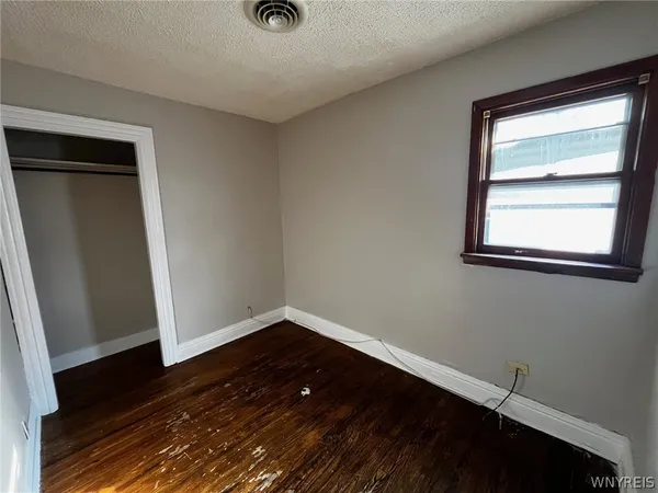 $169,900 | 400 Willett Street, Buffalo, NY 14206