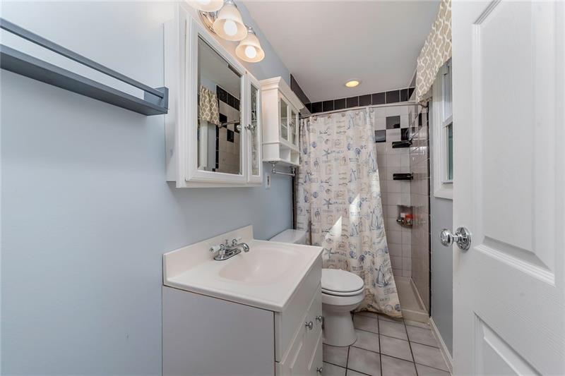 125 Tory Road Coraopolis, PA 15108 - Photo 15 of 25 Gallery Image 15