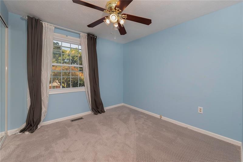125 Tory Road Coraopolis, PA 15108 - Photo 18 of 25 Gallery Image 18