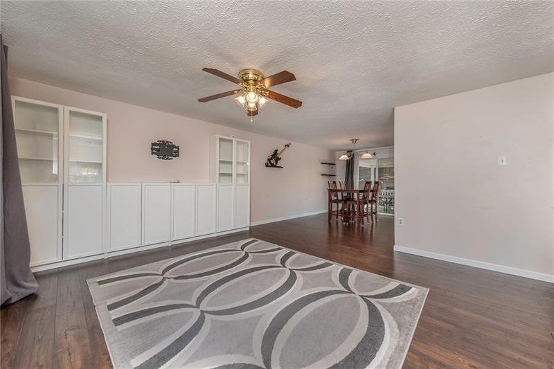 125 Tory Road Coraopolis, PA 15108 - Photo 5 of 25 Gallery Image 5