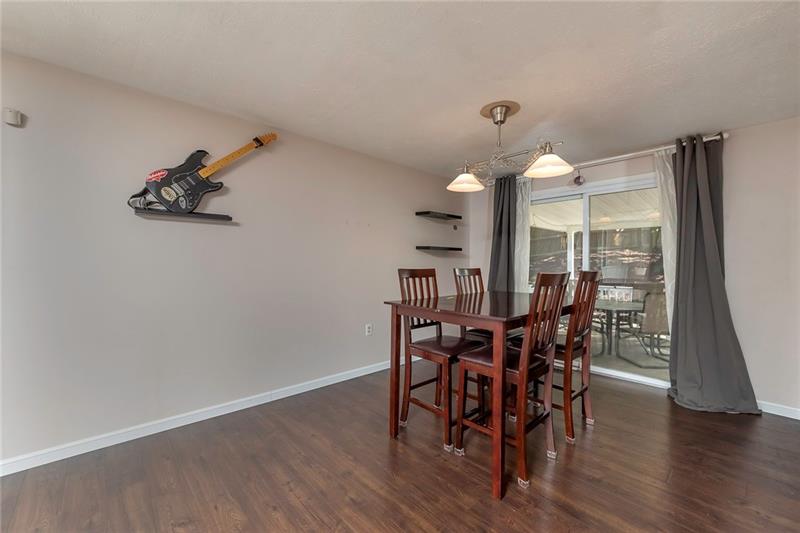 125 Tory Road Coraopolis, PA 15108 - Photo 7 of 25 Gallery Image 7