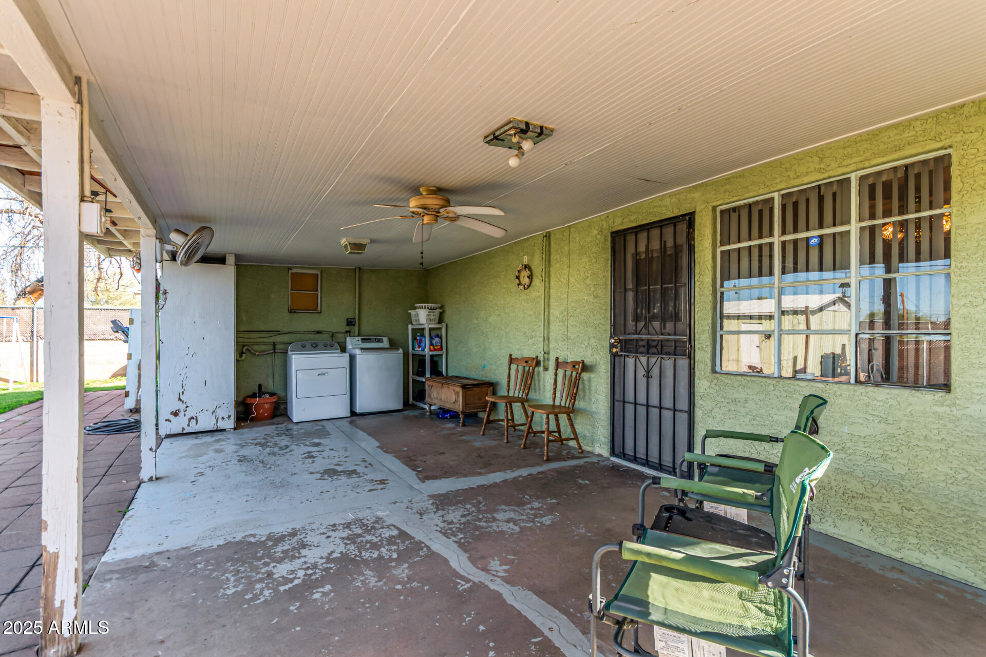 710 East Atlanta Avenue Phoenix, AZ 85040 - Photo 21 of 21 a view of a room with gym equipment