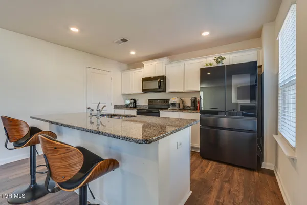 $319,900 | 1249 Stamp Lodge Road, Kingsport, TN 37660