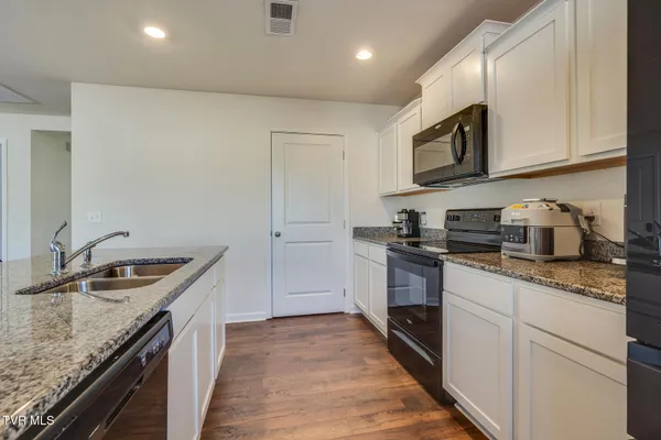 $319,900 | 1249 Stamp Lodge Road, Kingsport, TN 37660